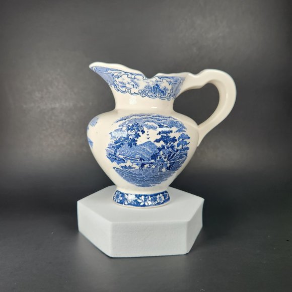 Vintage Blue White Willow Handpainted Pitcher /Japan Teapot + Plate /Asian Scene - Picture 4 of 7
